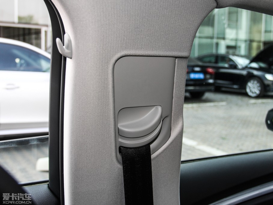 2015?yun)WA3 40 TFSI m