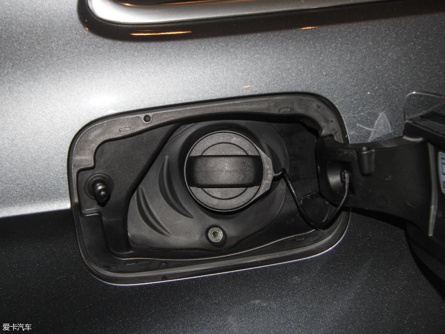 2015WA3 35 TFSI 300fo(j)