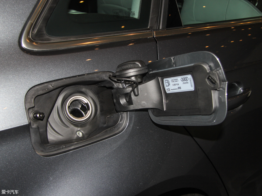 2015WA3 35 TFSI 300fo