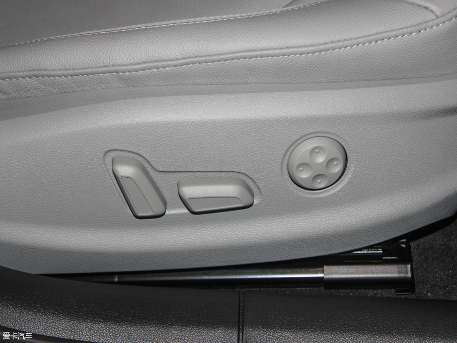 2015WA3 35 TFSI 300fo