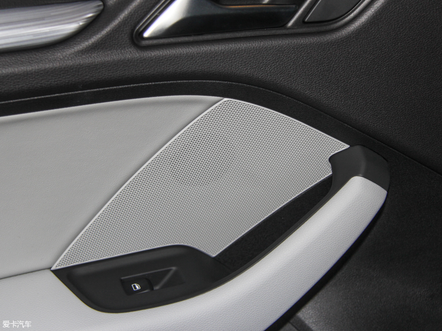 2015WA3 35 TFSI 300fo