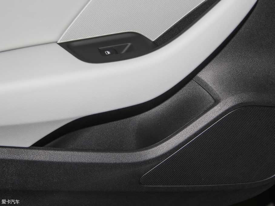 2015WA3 35 TFSI 300fo