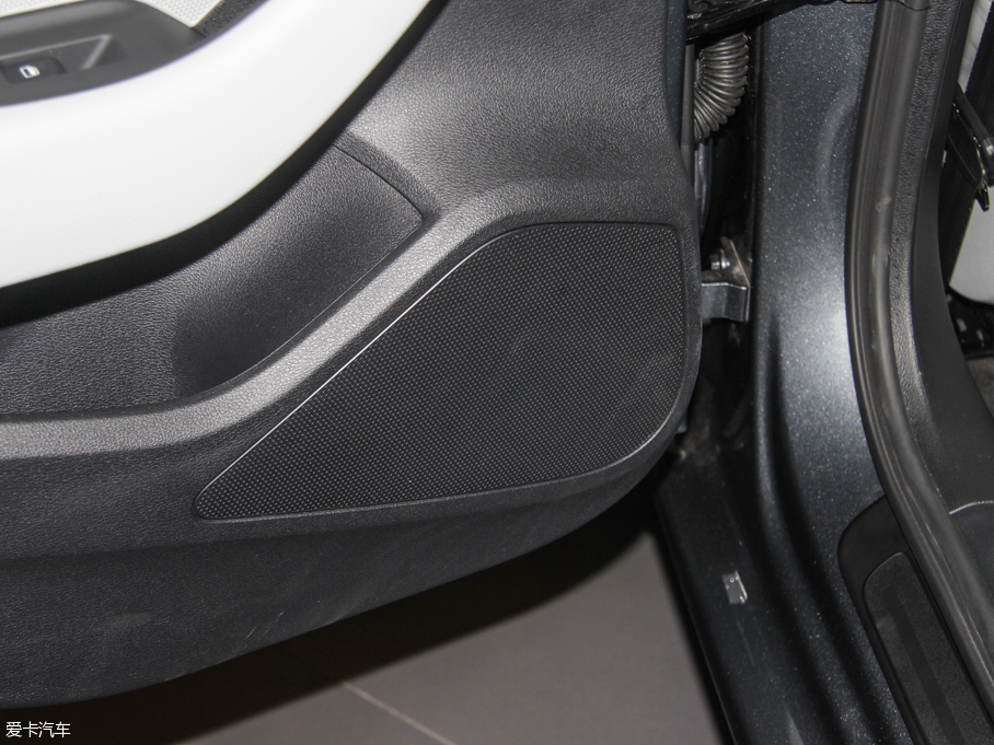 2015WA3 35 TFSI 300fo