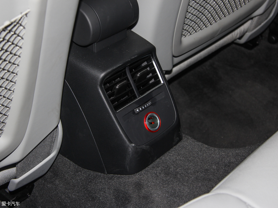 2015?yun)WA3 35 TFSI 300f(wn)o(j)