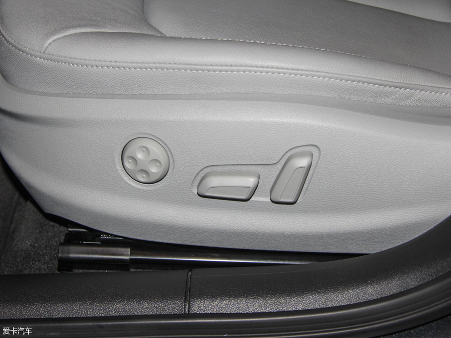 2015WA3 35 TFSI 300fo