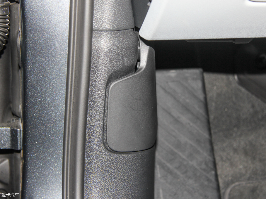 2015?yun)WA3 35 TFSI 300fo(j)