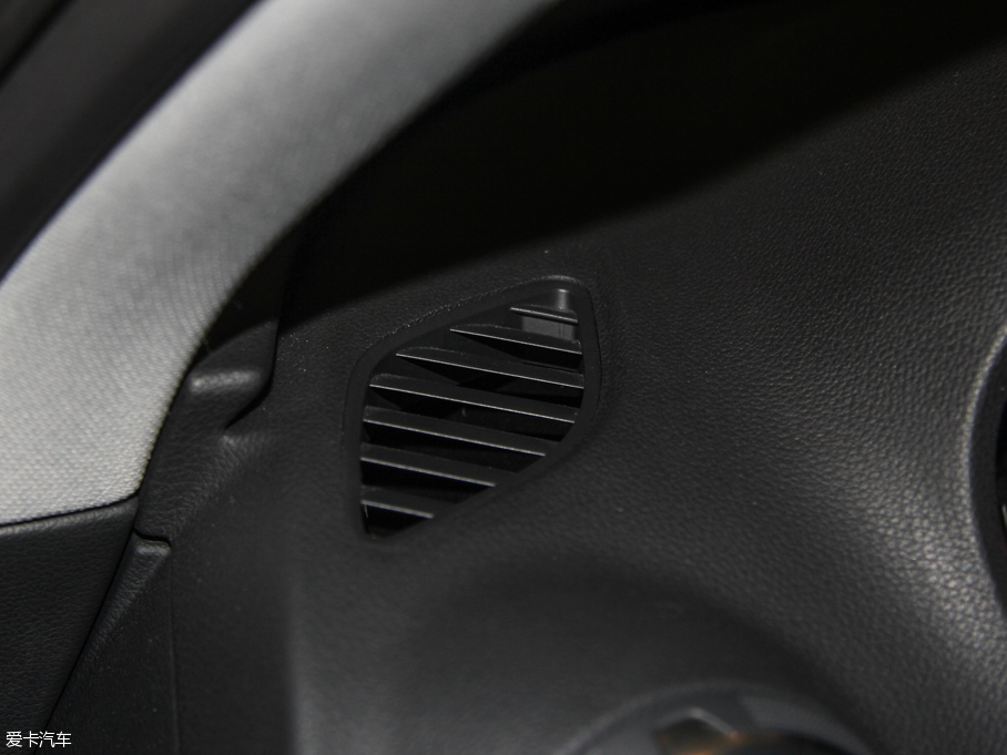 2015WA3 35 TFSI 300fo