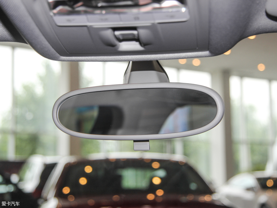 2015WA3 35 TFSI 300fo