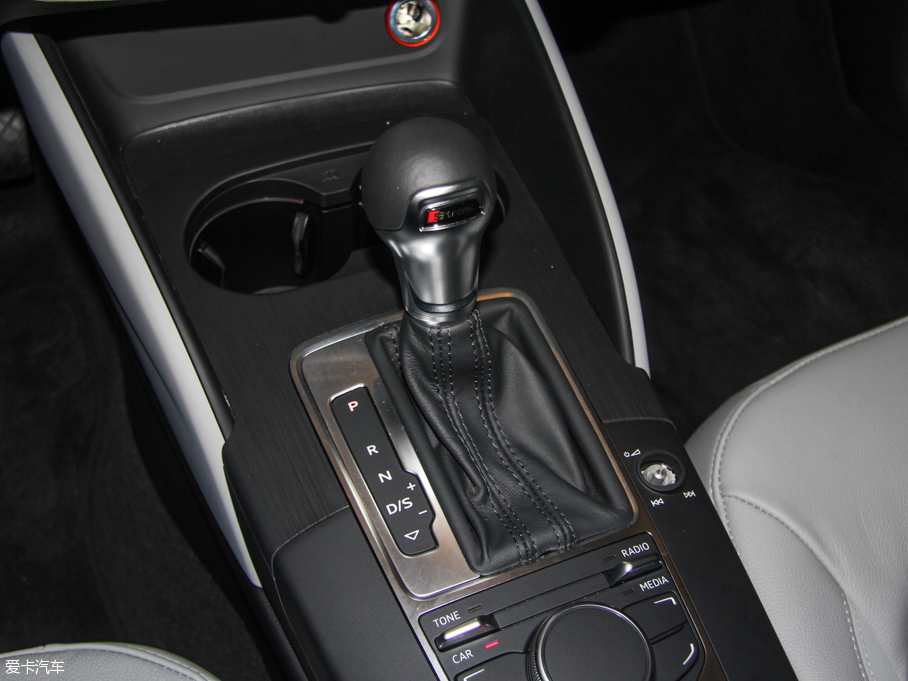 2015WA3 35 TFSI 300fo