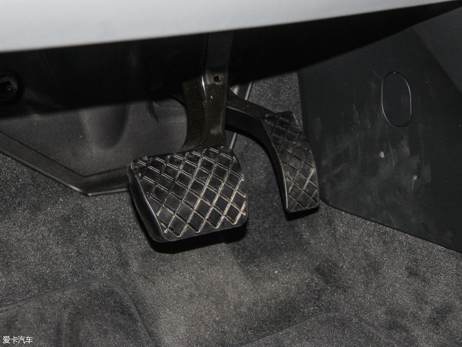 2015WA3 35 TFSI 300fo