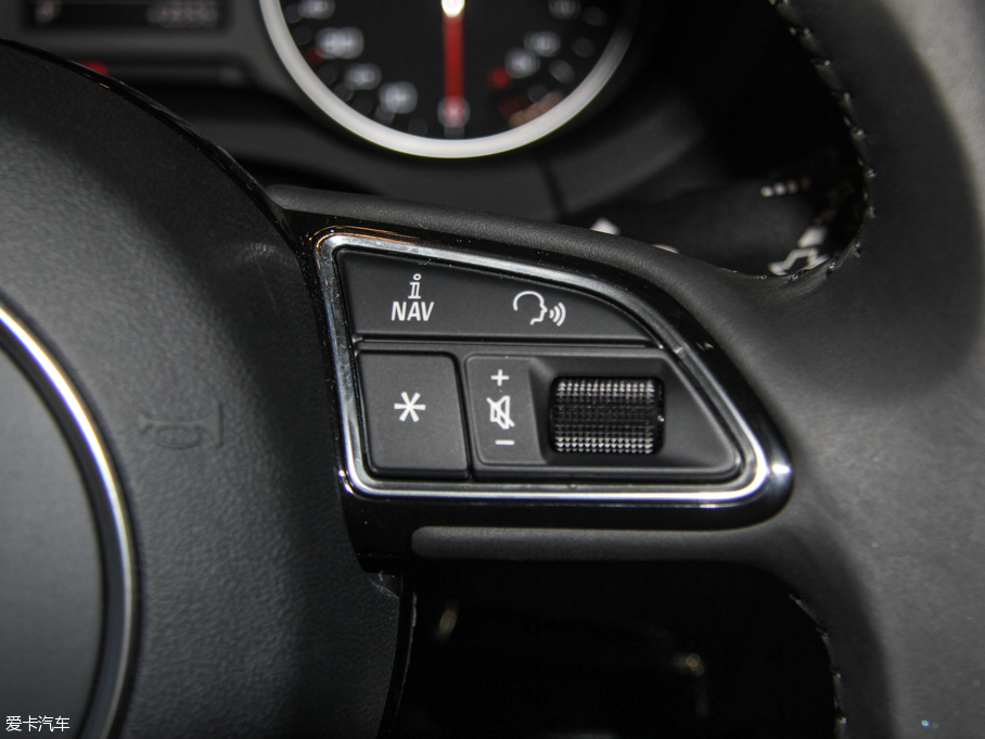 2015?yun)WA3 35 TFSI 300fo(j)