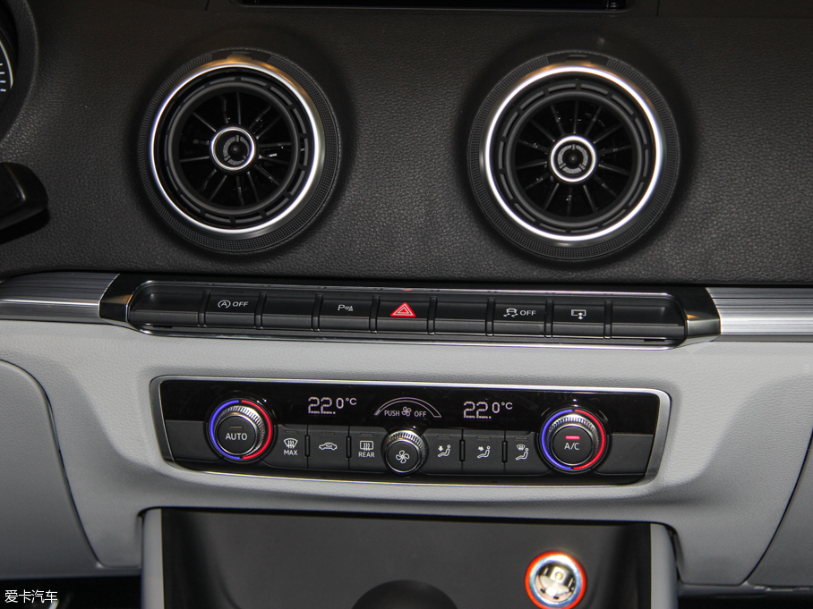 2015?yun)WA3 35 TFSI 300f(wn)o(j)