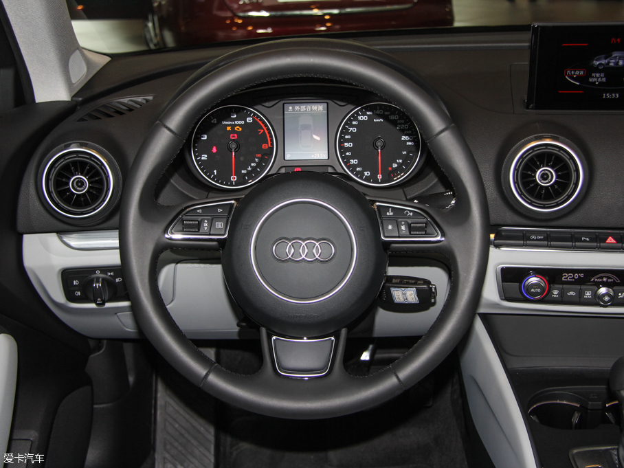 2015?yun)WA3 35 TFSI 300f(wn)o(j)