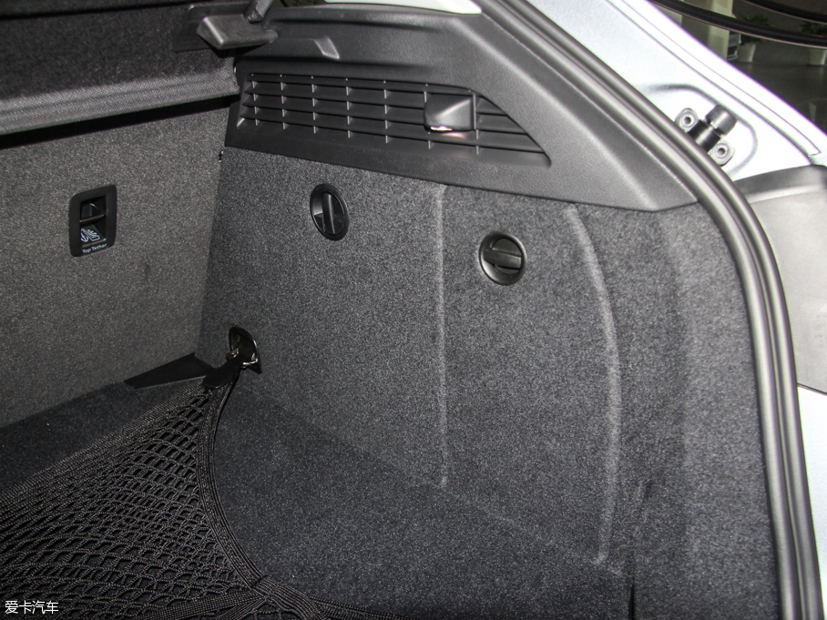 2015?yun)WA3 35 TFSI 300fo(j)