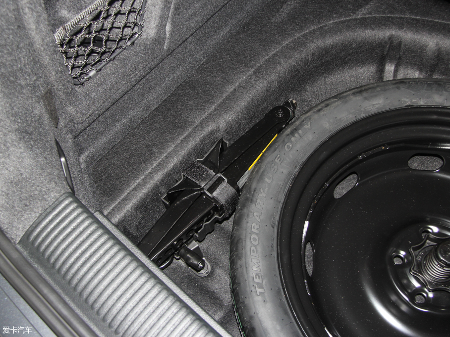 2015?yun)WA3 35 TFSI 300fo(j)