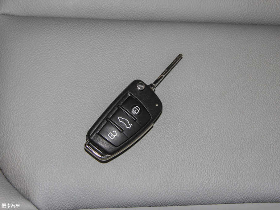 2015WA3 35 TFSI 300fo