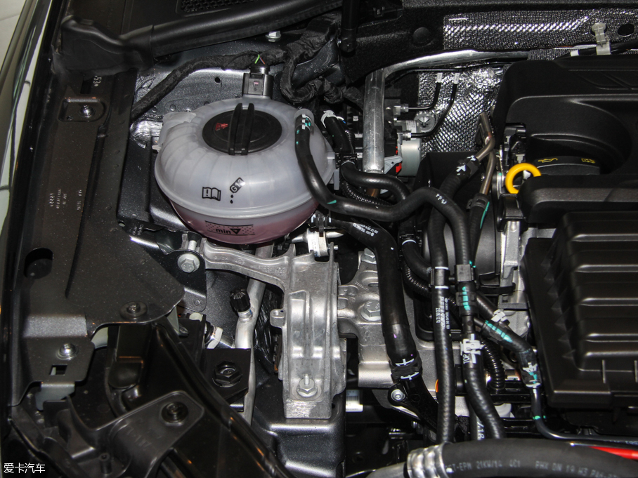 2015WA3 35 TFSI 300fo(j)