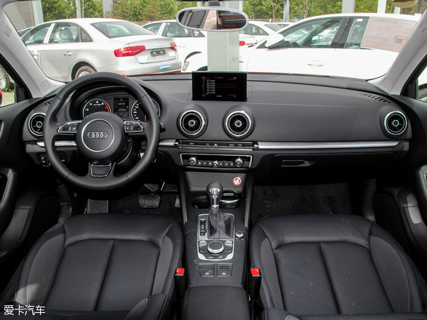 一汽-大眾奧迪2015款奧迪A3兩廂