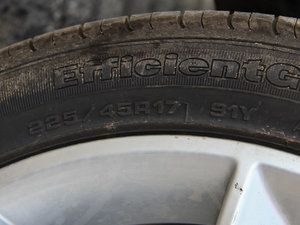 201540 TFSI m ݆̥ߴ