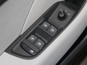 201535 TFSI 300fo {܇ƅ^	