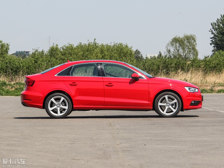 2015WA3 Limousine 40 TFSI A