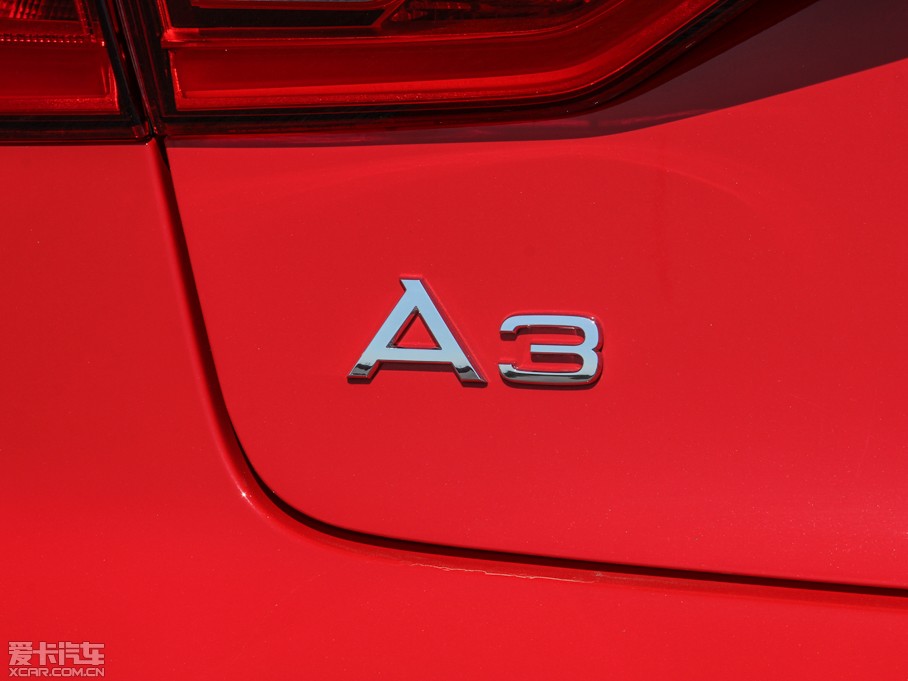 2015WA3 Limousine 40 TFSI A