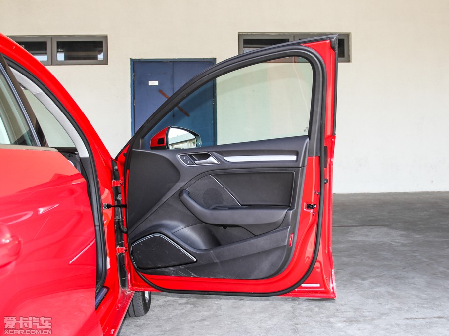 2015WA3 Limousine 40 TFSI A