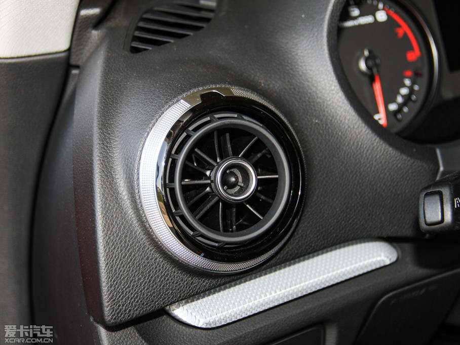 2015WA3 Limousine 40 TFSI A