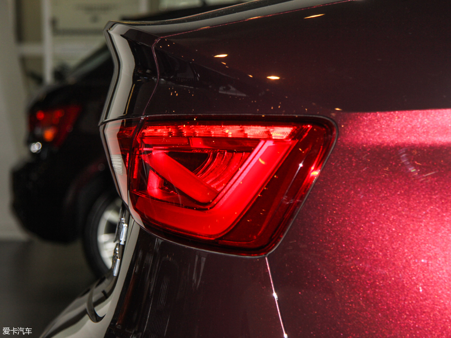 2015WA3 Limousine 35 TFSI 300fo