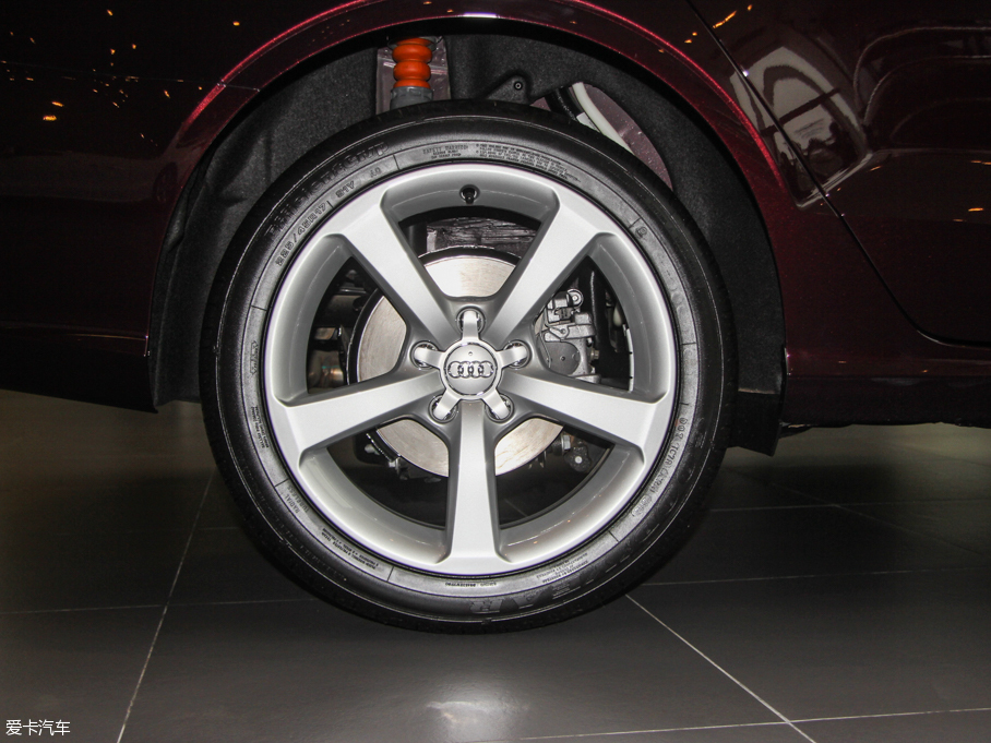 2015WA3 Limousine 35 TFSI 300fo