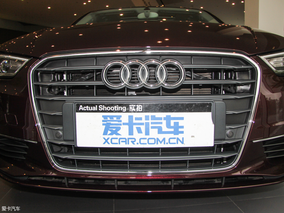 2015WA3 Limousine 35 TFSI 300fo