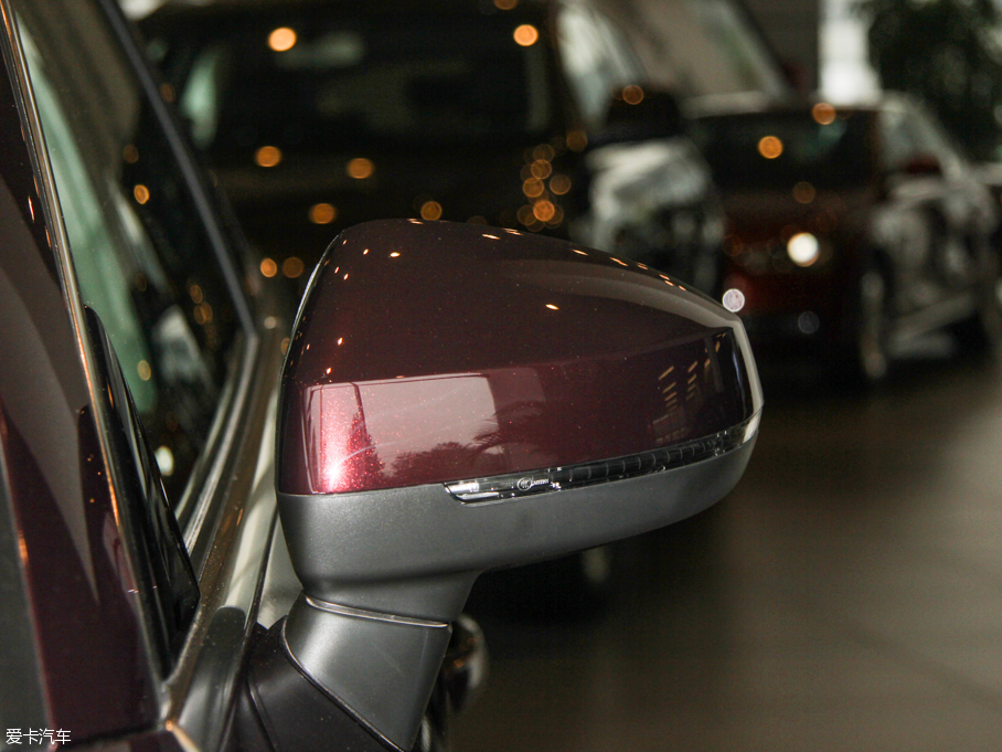 2015WA3 Limousine 35 TFSI 300fo