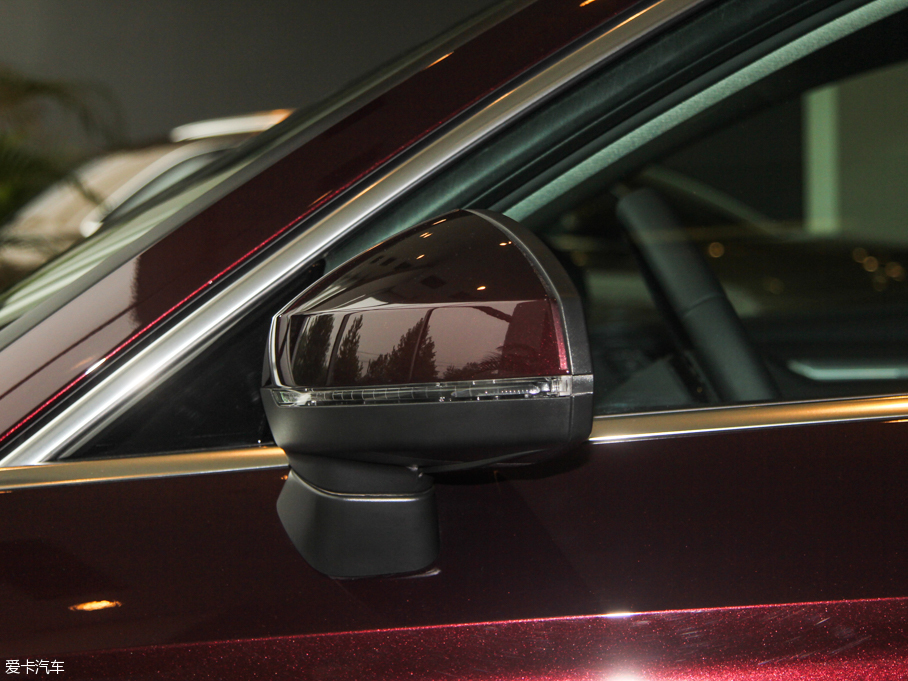 2015WA3 Limousine 35 TFSI 300fo