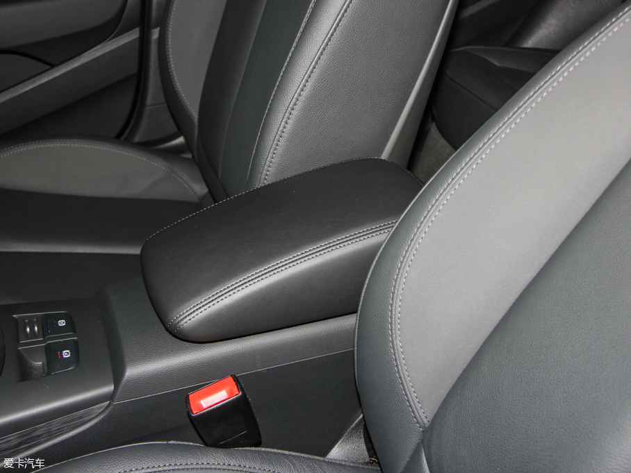 2015WA3 Limousine 35 TFSI 300fo