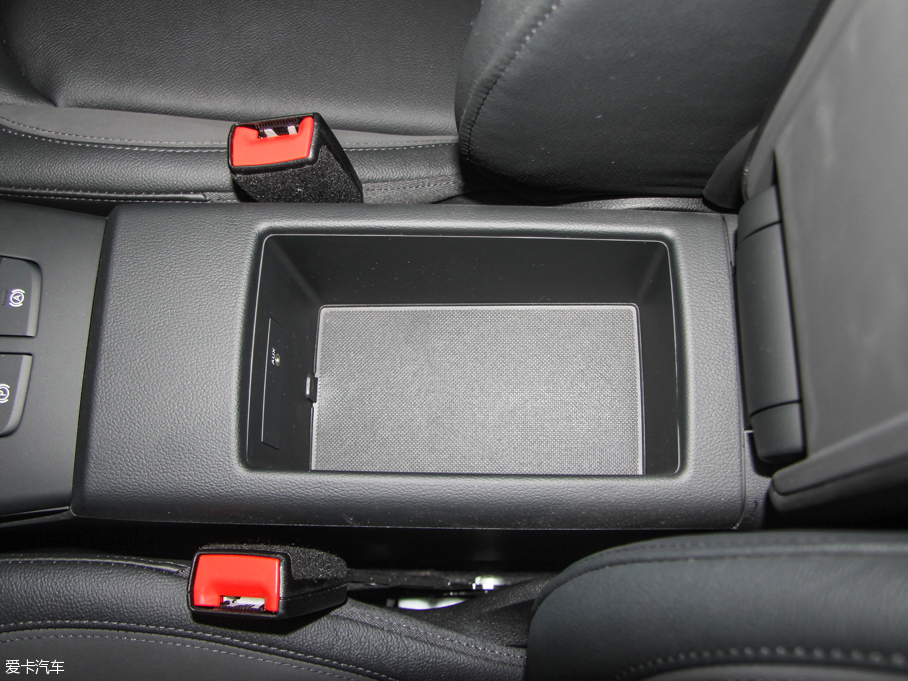 2015WA3 Limousine 35 TFSI 300fo