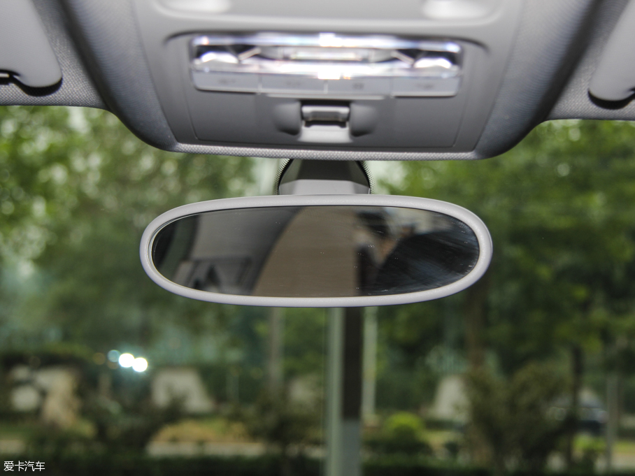 2015WA3 Limousine 35 TFSI 300fo