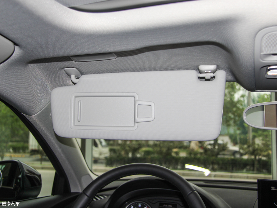 2015WA3 Limousine 35 TFSI 300fo