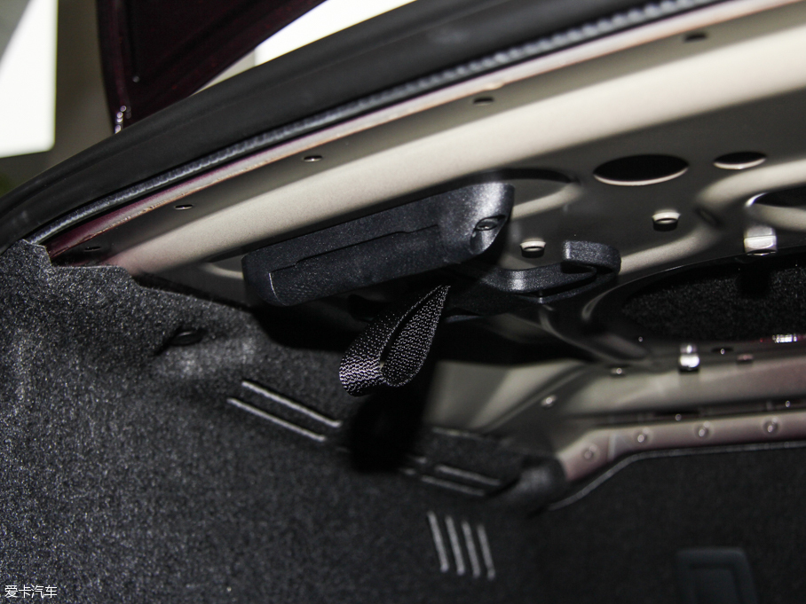 2015WA3 Limousine 35 TFSI 300fo