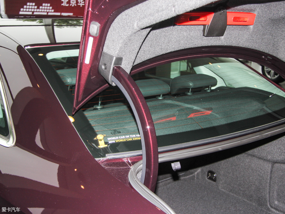 2015WA3 Limousine 35 TFSI 300fo