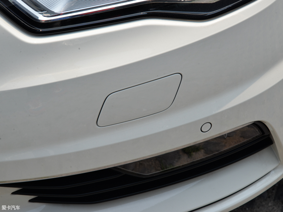 2015WA3 Limousine 35 TFSI 300foI