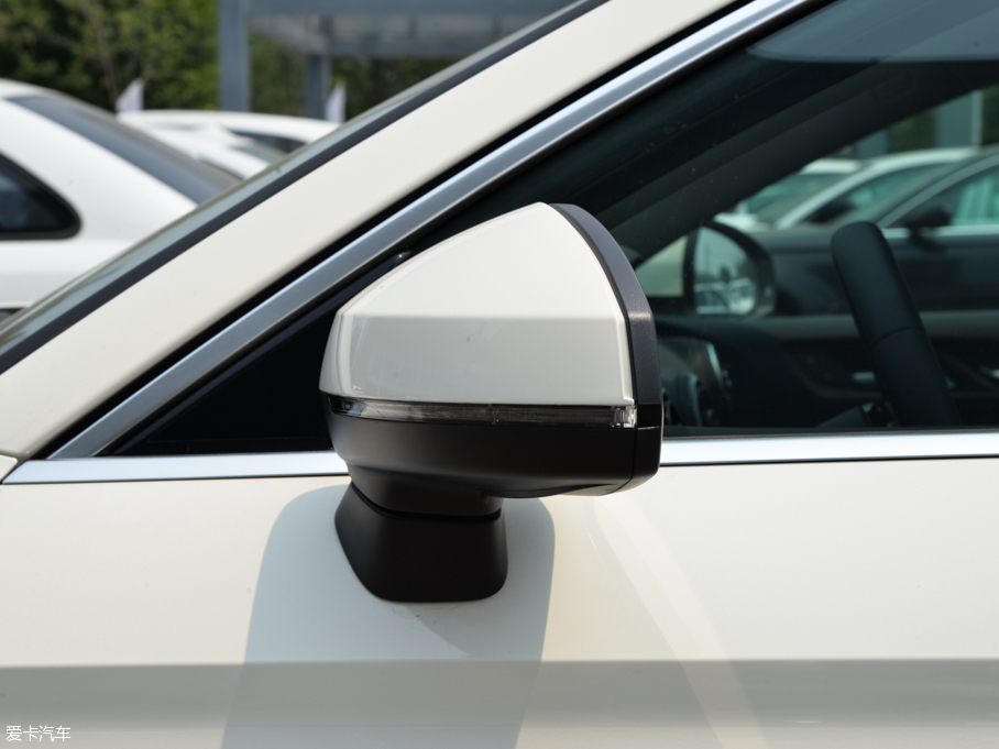 2015WA3 Limousine 35 TFSI 300foI