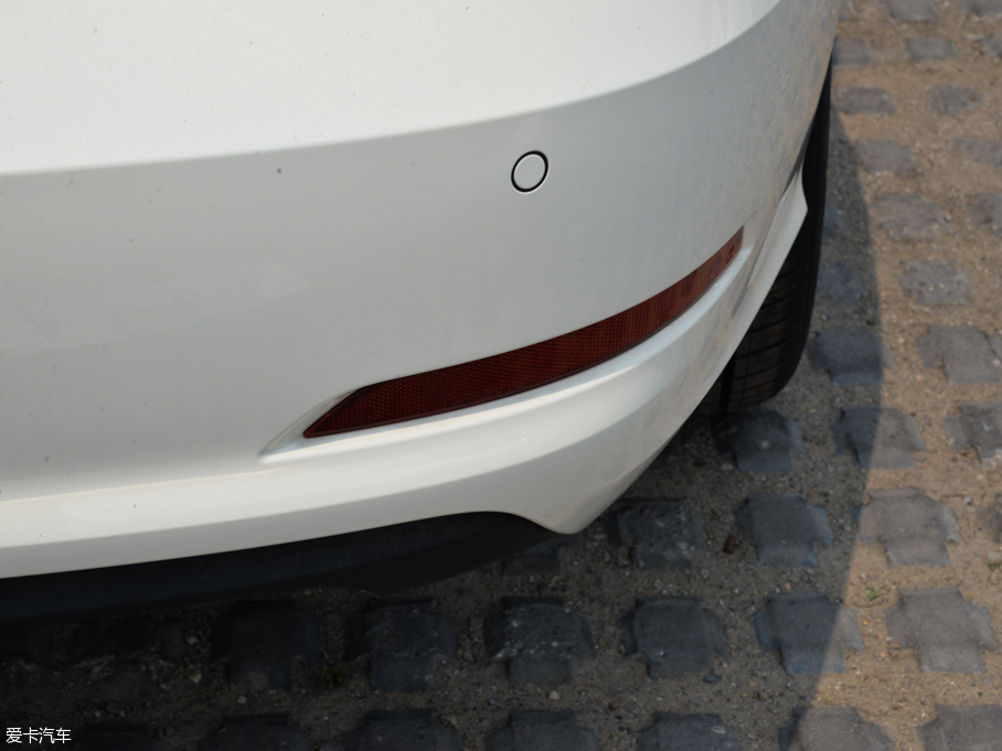 2015WA3 Limousine 35 TFSI 300foI