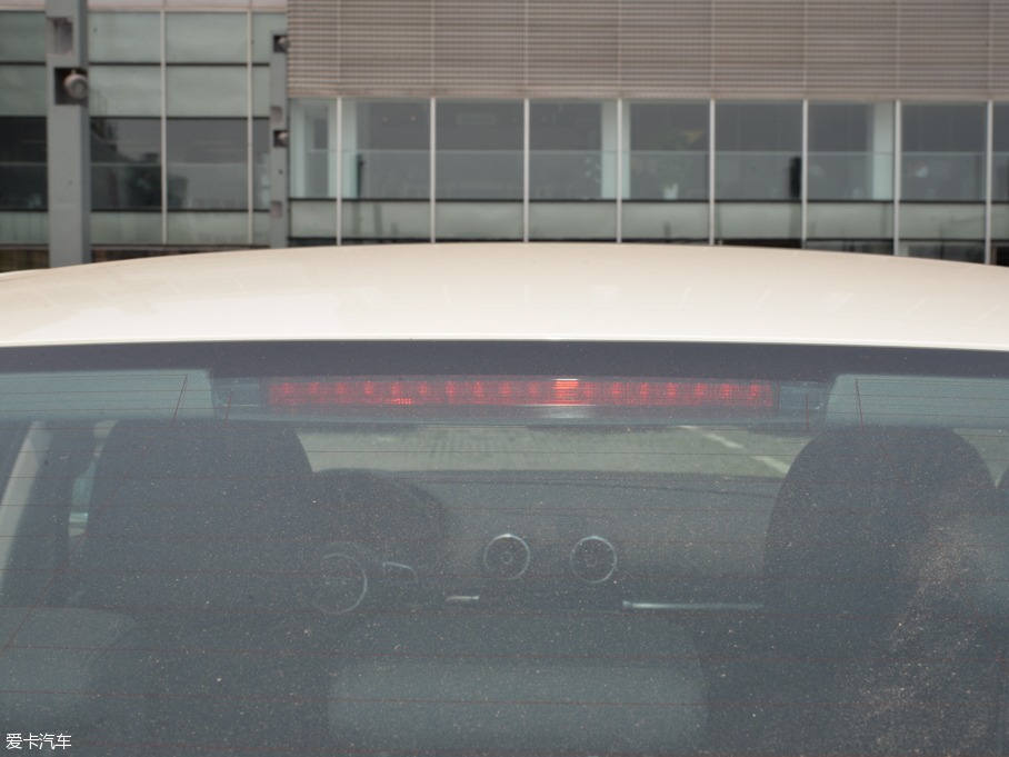 2015?yun)WA3 Limousine 35 TFSI 300fo(j)I(lng)