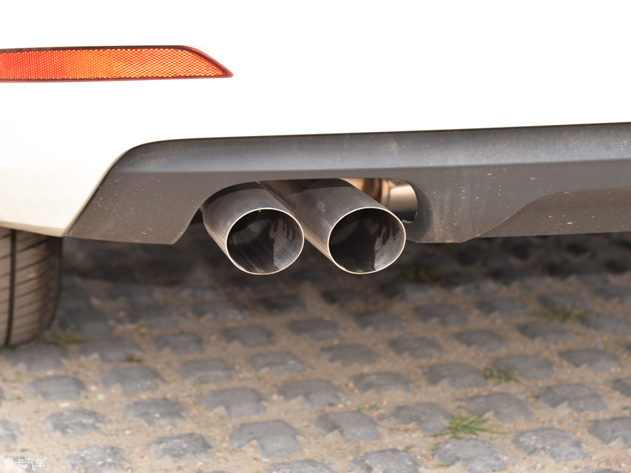 2015WA3 Limousine 35 TFSI 300foI