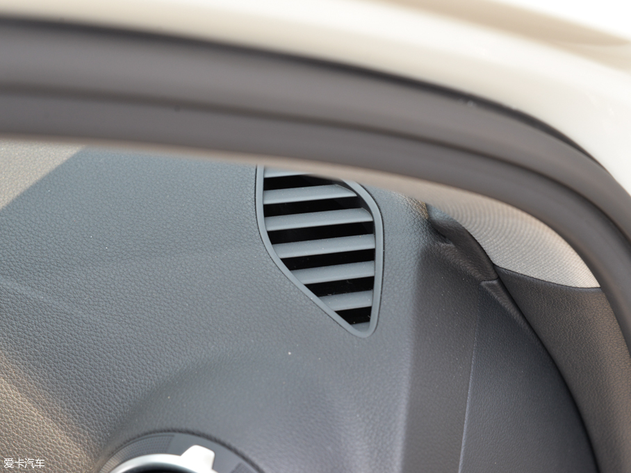 2015WA3 Limousine 35 TFSI 300foI(lng)