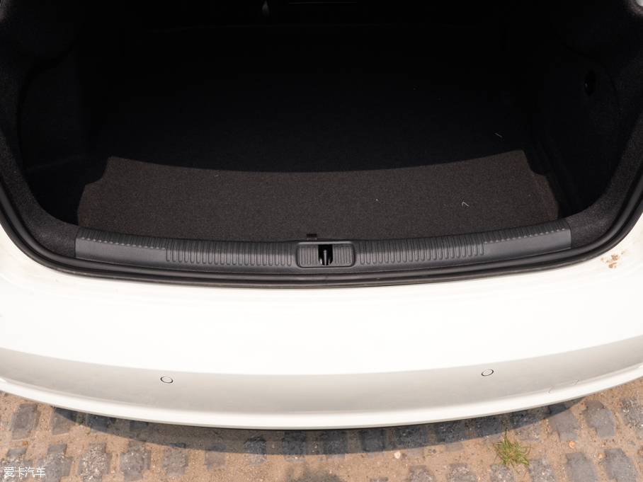 2015WA3 Limousine 35 TFSI 300fo(j)I(lng)