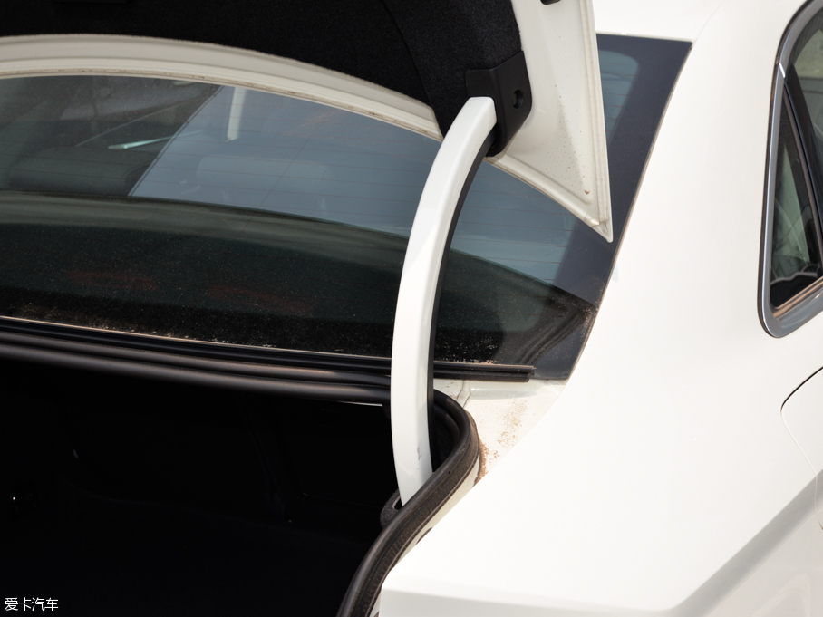 2015WA3 Limousine 35 TFSI 300foI