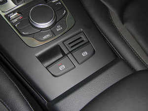 201535 TFSI 300fo v܇Ƅ