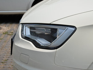 201535 TFSI 300foI ^