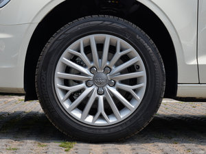 201535 TFSI 300foI(lng) ݆Ȧ